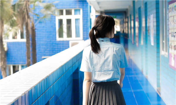 沙依巴克如何找到一个可以帮助我生孩子的女人？